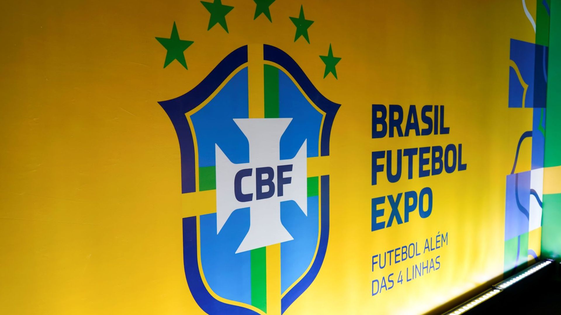 Luva de Pedreiro é confirmado na Brasil Futebol Expo 2022