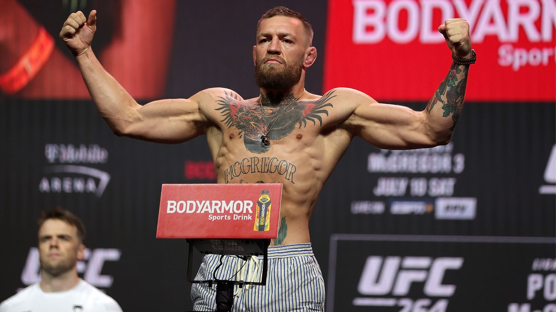 McGregor é ex-campeão do UFC