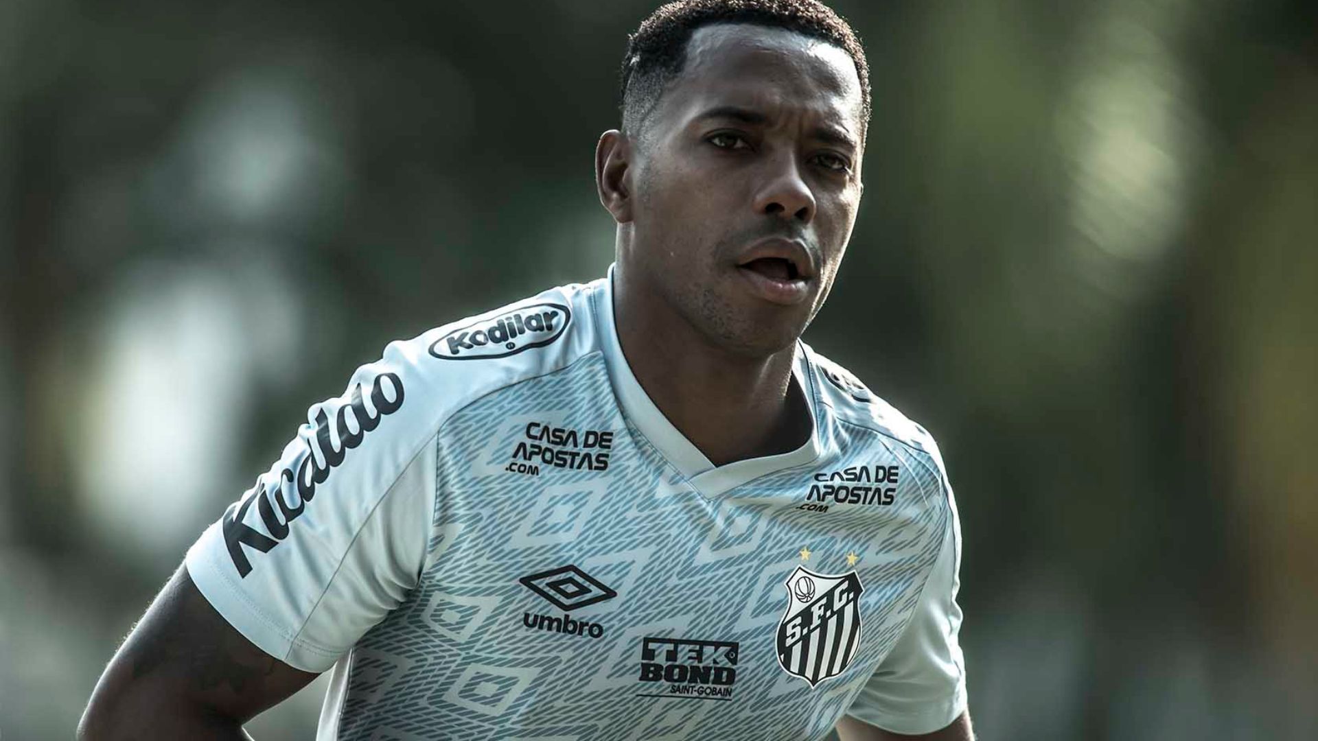 Robinho segue no Brasil, na cidade de Santos (Crédito: Ivan Storti / Santos FC)