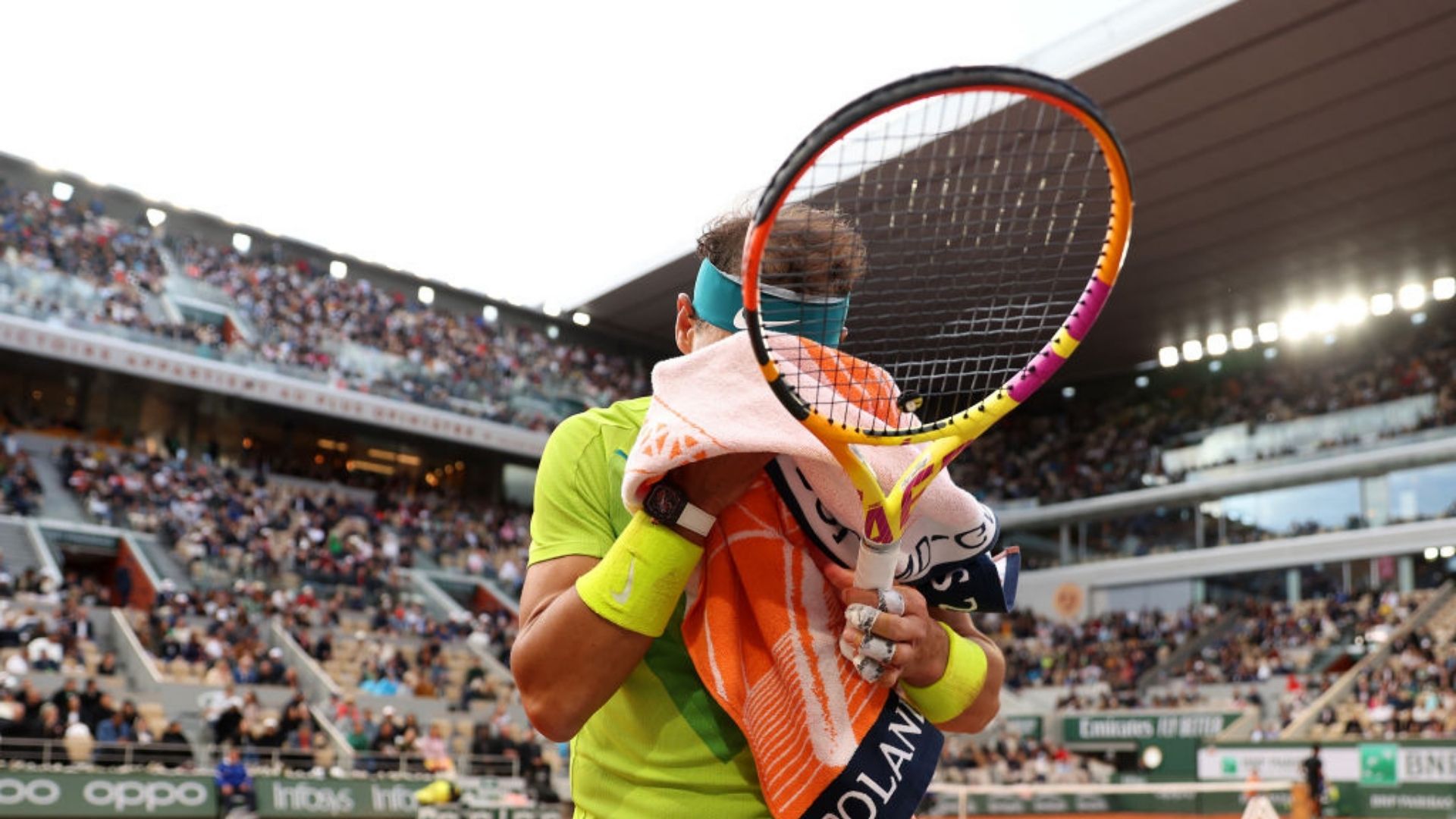 Rafael Nadal em ação em Roland Garros