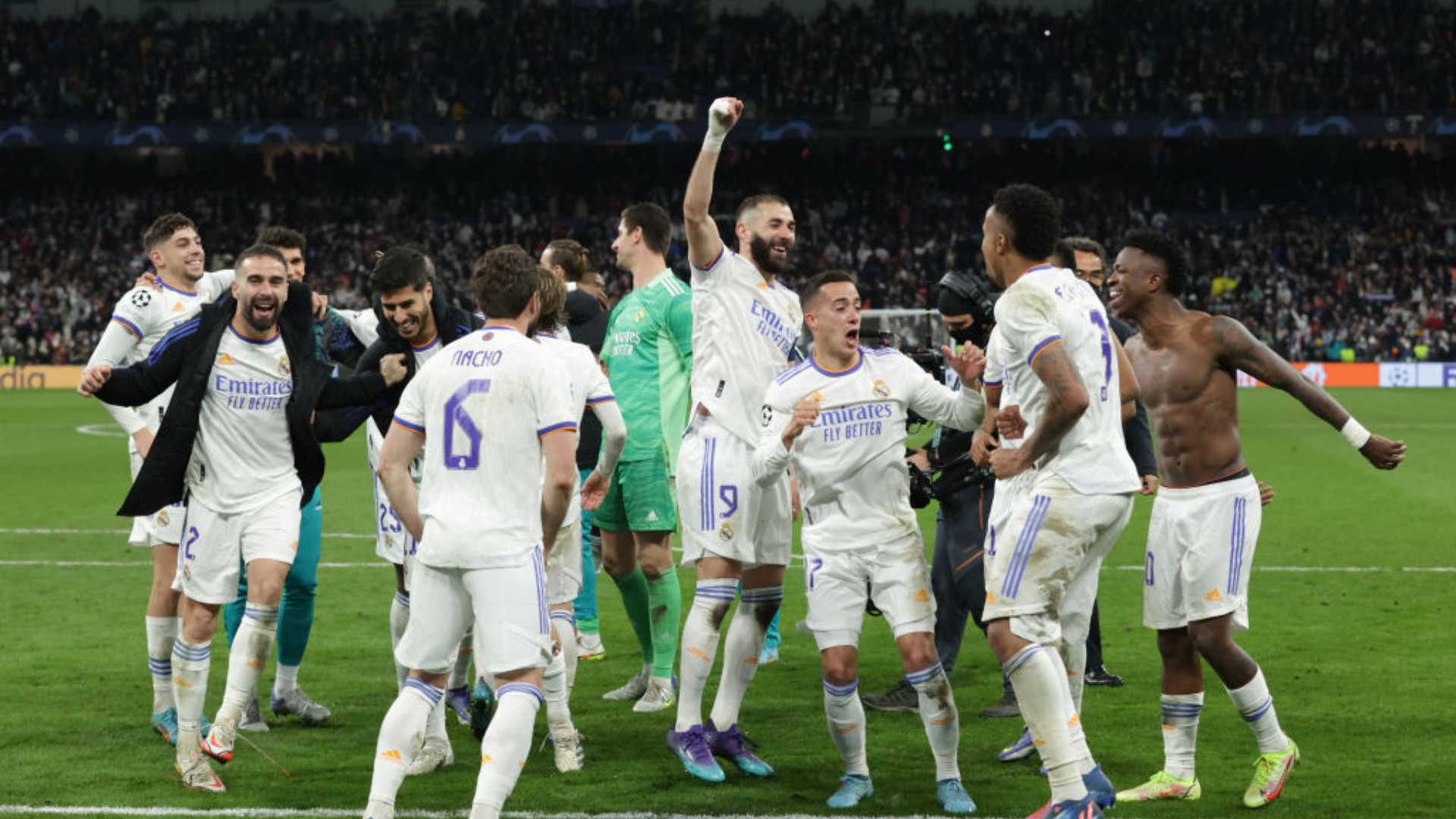 Real Madrid comemorando a classificação na Champions League
