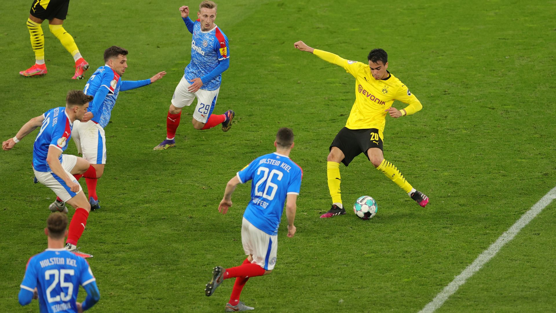 Reinier passou duas temporadas no Borussia Dortmund
