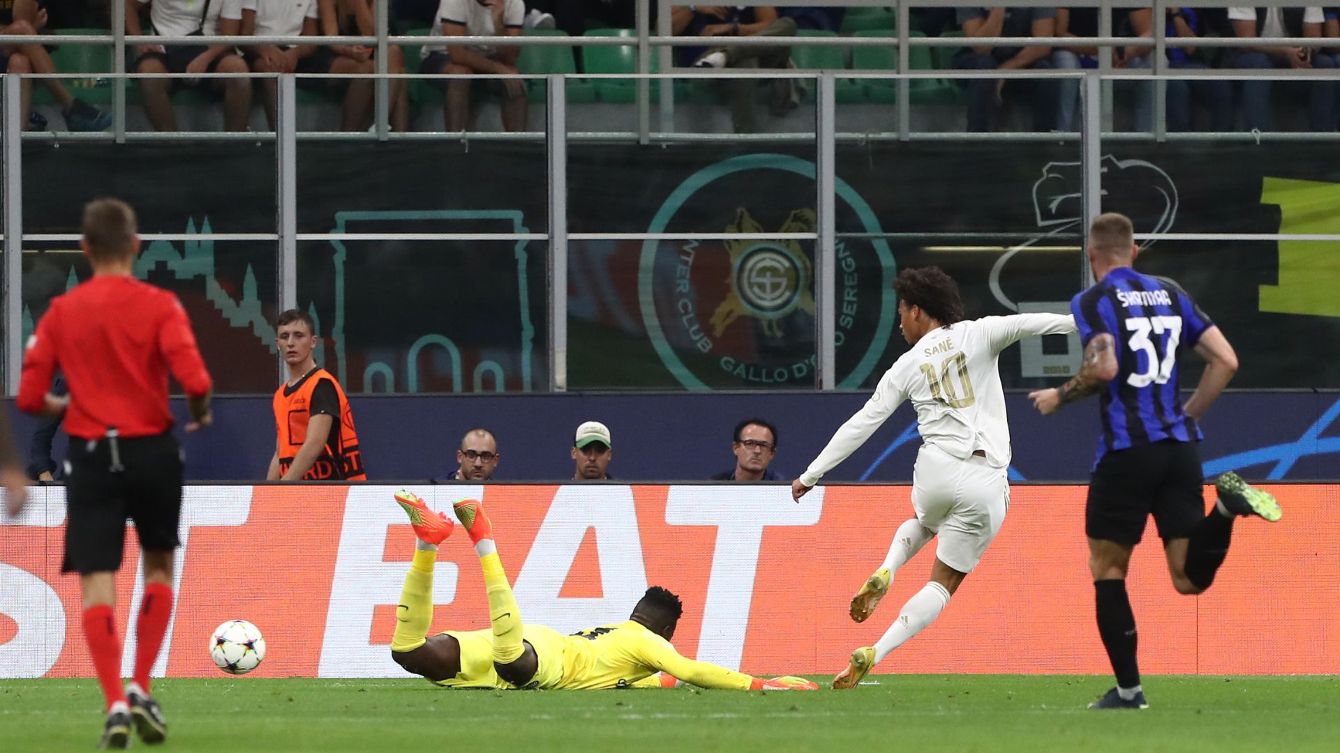 Sané marca contra a Inter de Milão