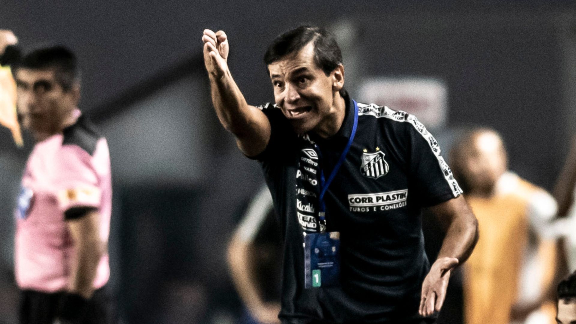 Santos empata com Athletico-PR