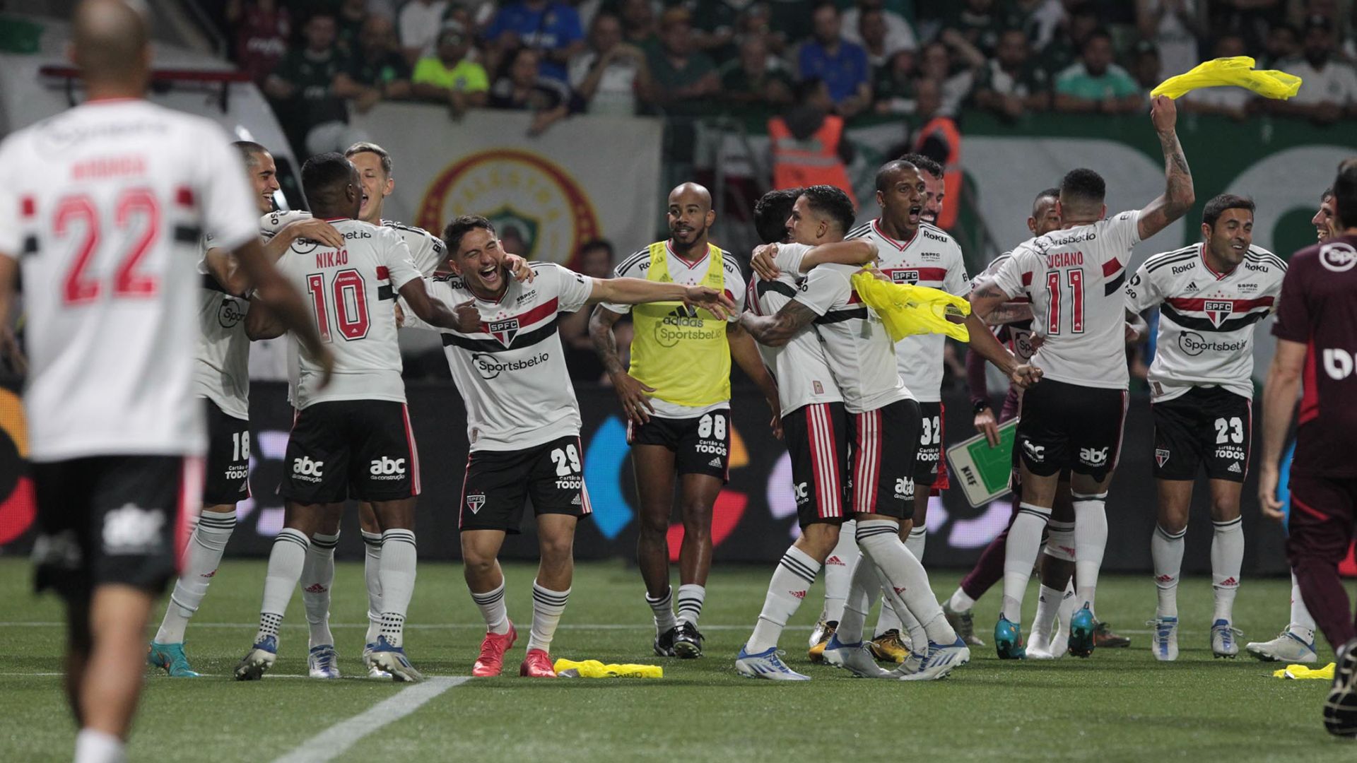 São Paulo elimina o Palmeiras na Copa do Brasil