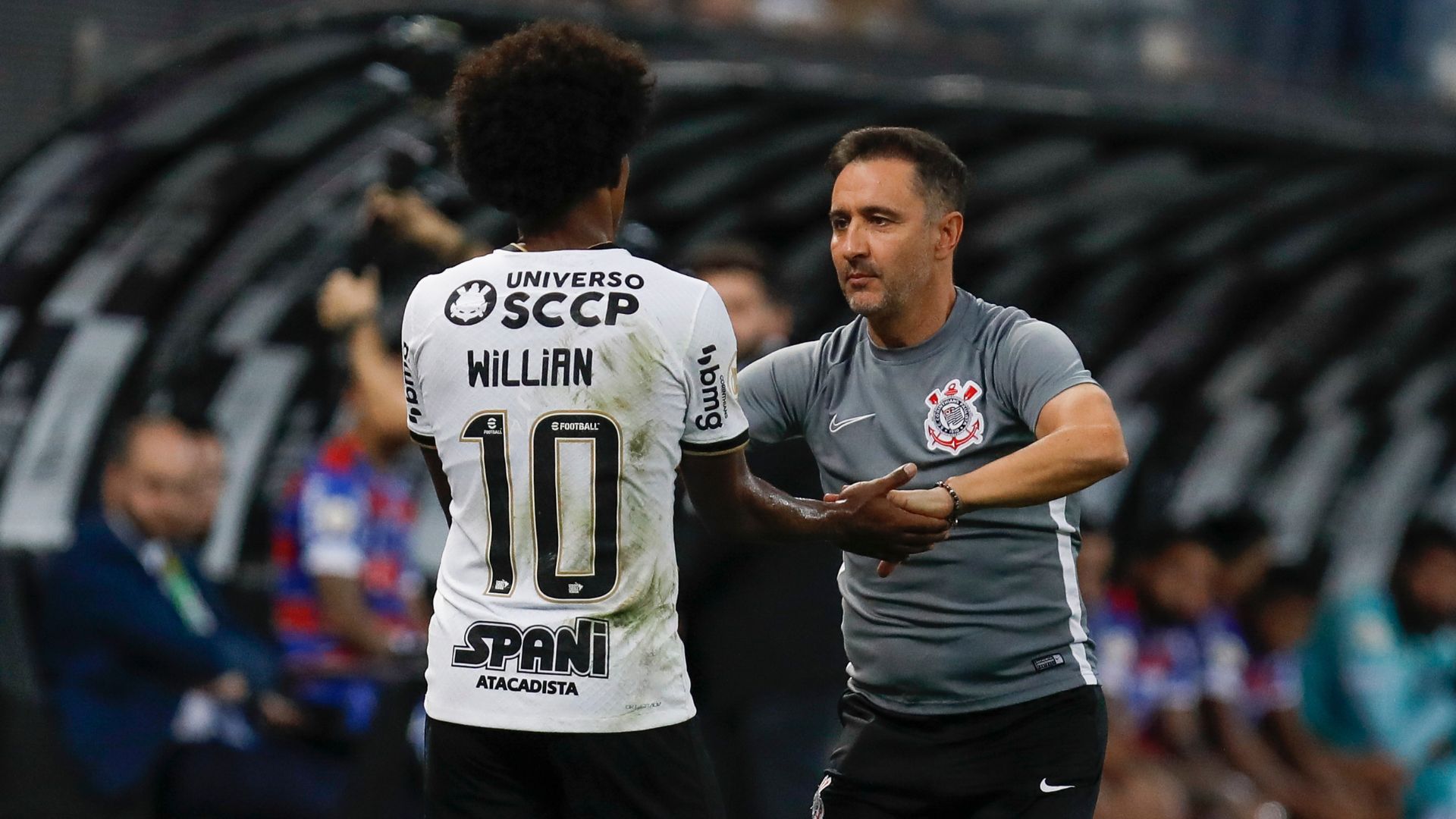 Corinthians tem retornos
